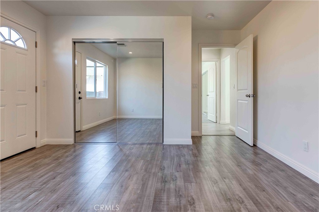 8812 Laurel Canyon Boulevard Property Photo 11