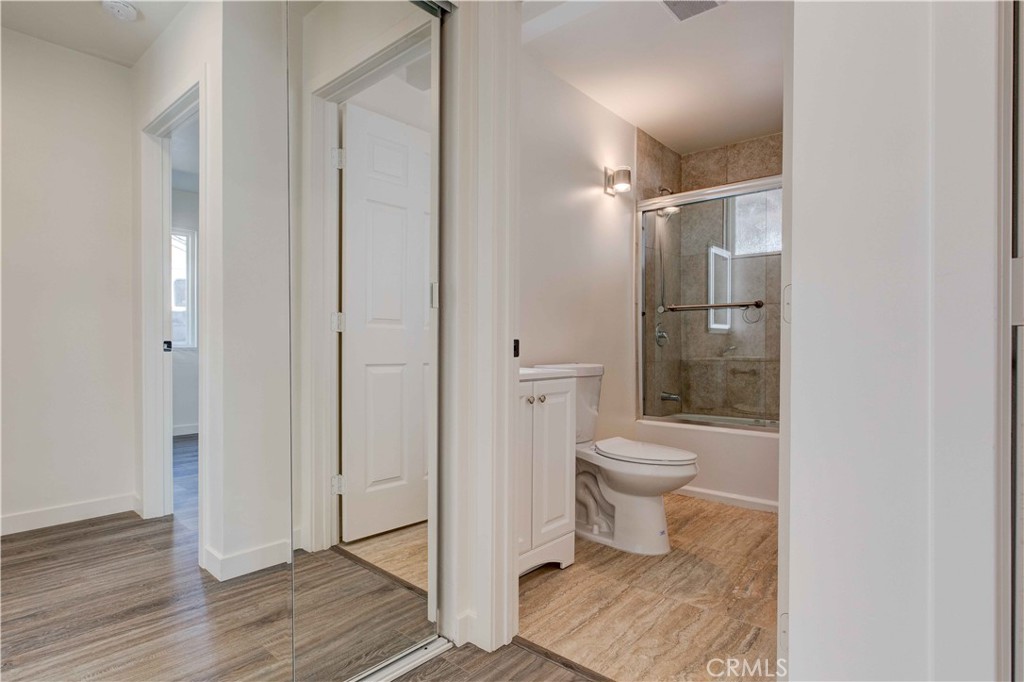 8812 Laurel Canyon Boulevard Property Photo 27