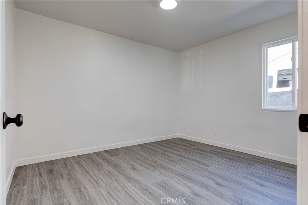 8812 Laurel Canyon Boulevard Property Photo 28