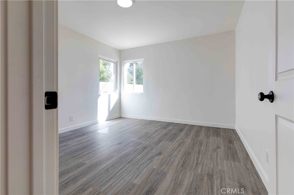 8812 Laurel Canyon Boulevard Property Photo 30