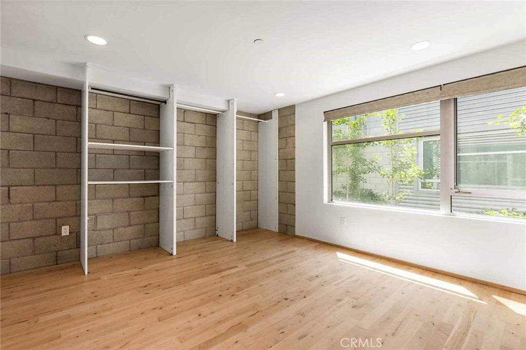 3450 Cahuenga Boulevard W 508 Property Photo 8