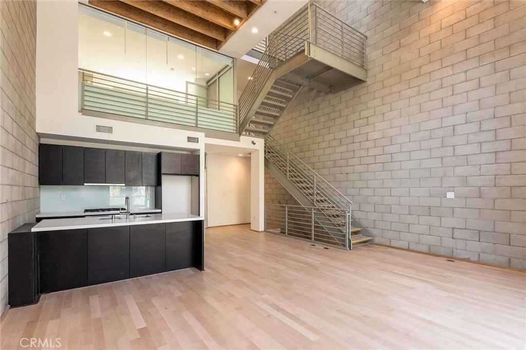 3450 Cahuenga Boulevard W 508 Property Photo 12