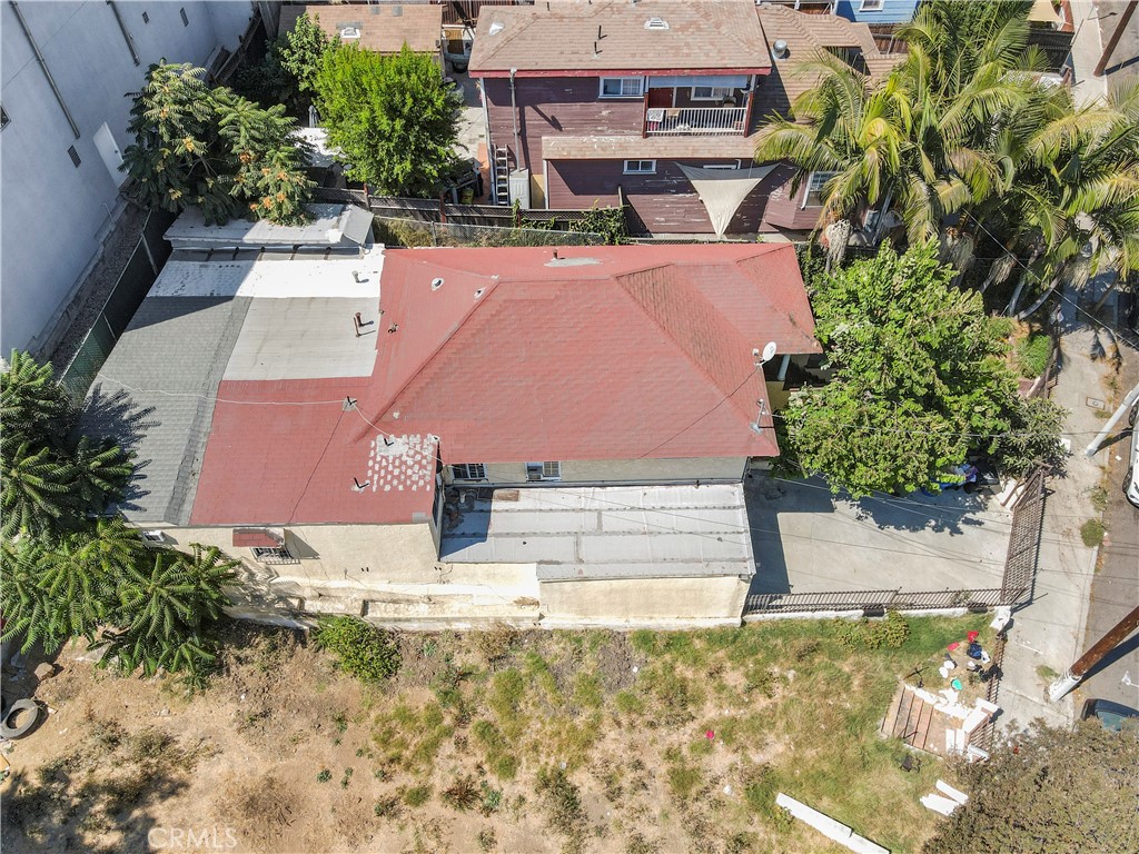 1556 W Court Street Property Photo 2