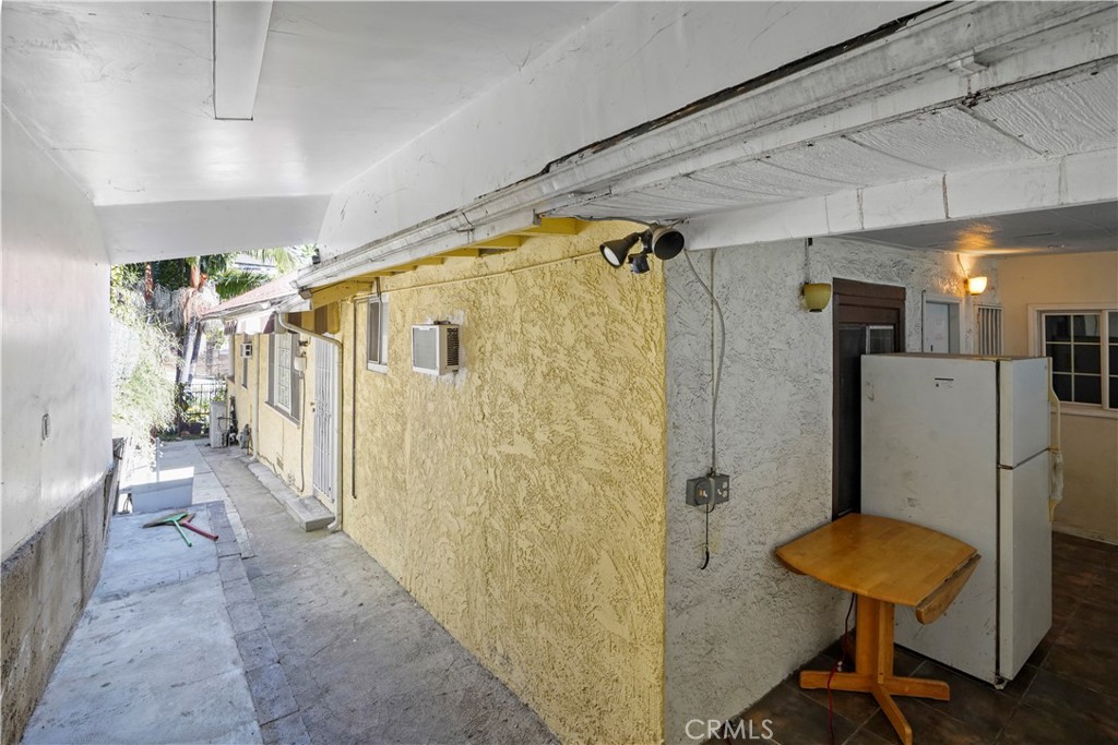 1556 W Court Street Property Photo 13