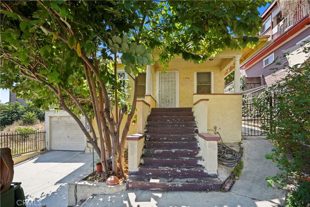 1556 W Court Street Property Photo 26