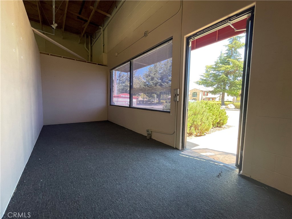 151 N Mill Street B Property Photo 8