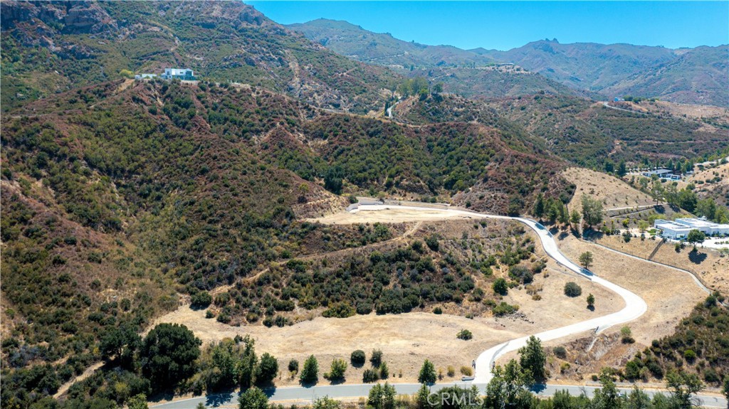 31700 Lobo Canyon Road Property Photo 3