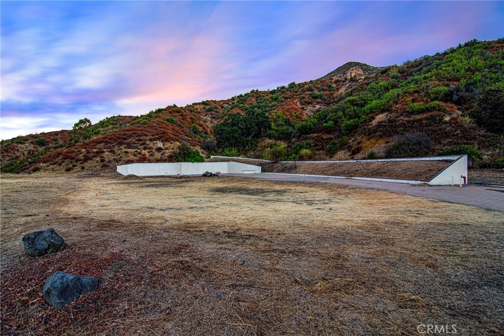 31700 Lobo Canyon Road Property Photo 8
