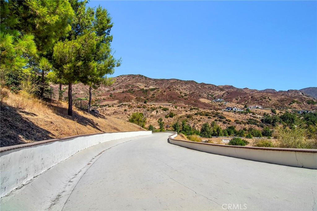 31700 Lobo Canyon Road Property Photo 27