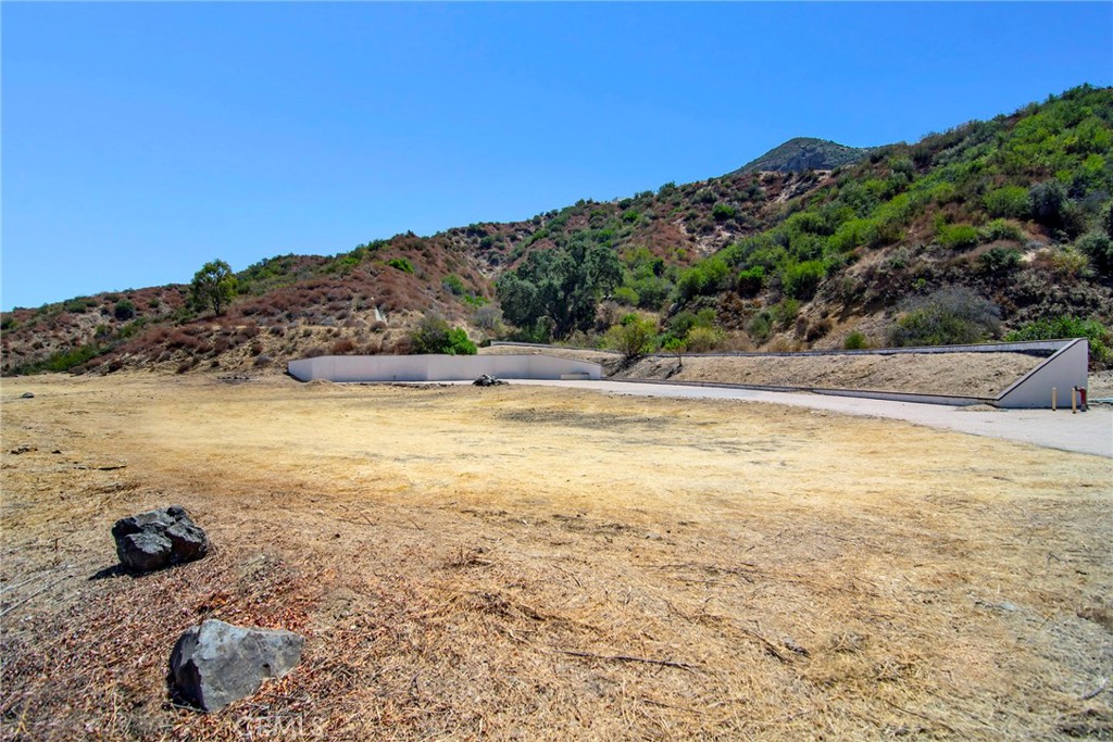 31700 Lobo Canyon Road Property Photo 38