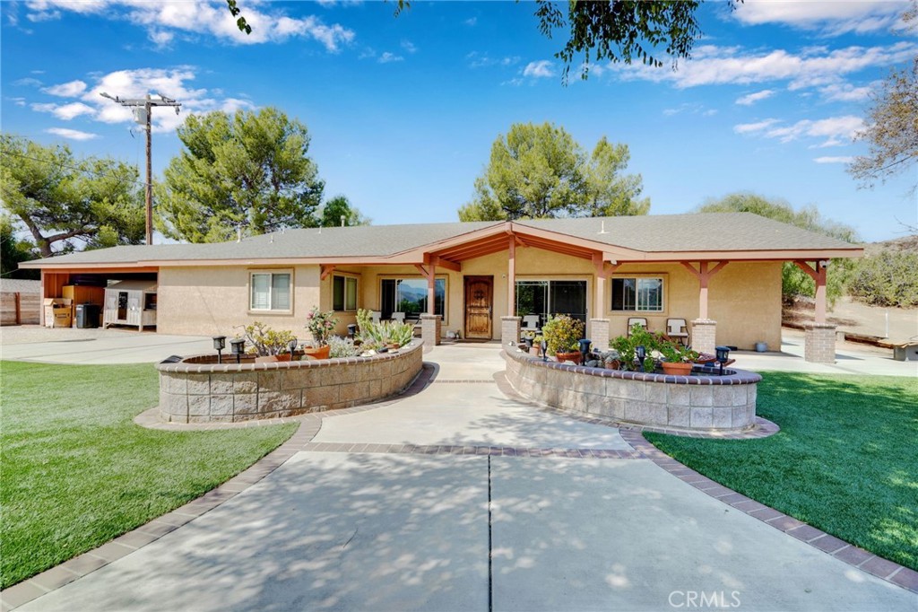 11035 Darling Road Property Photo 1
