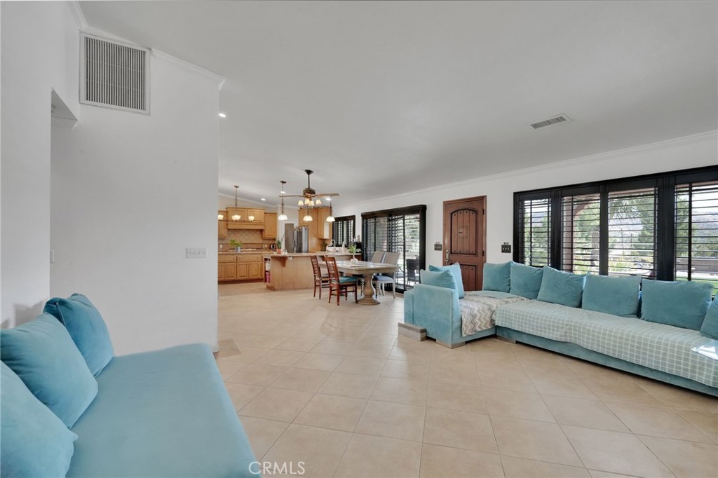11035 Darling Road Property Photo 11