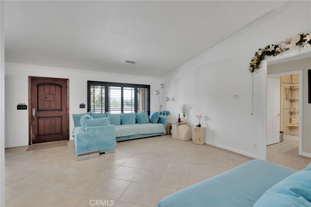 11035 Darling Road Property Photo 12