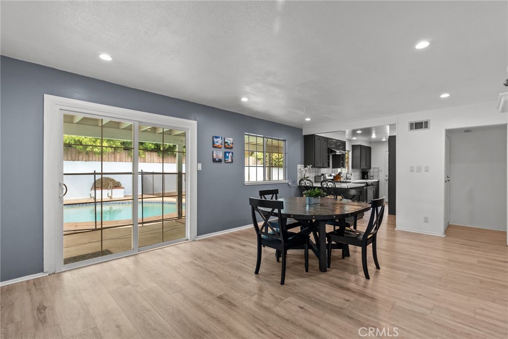 9245 Geyser Avenue Property Photo 14