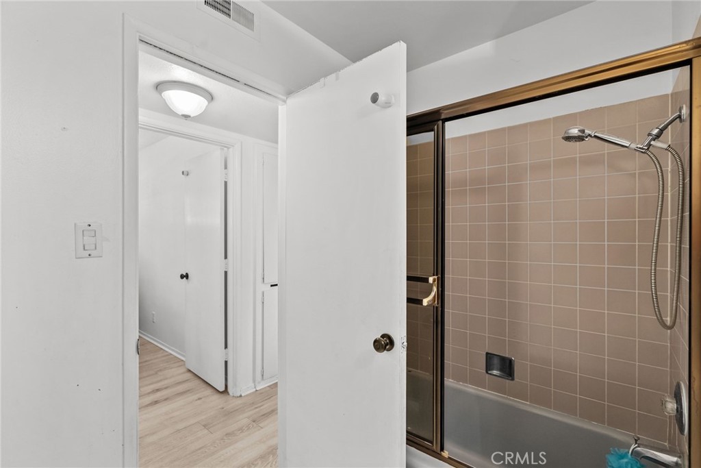 9245 Geyser Avenue Property Photo 26