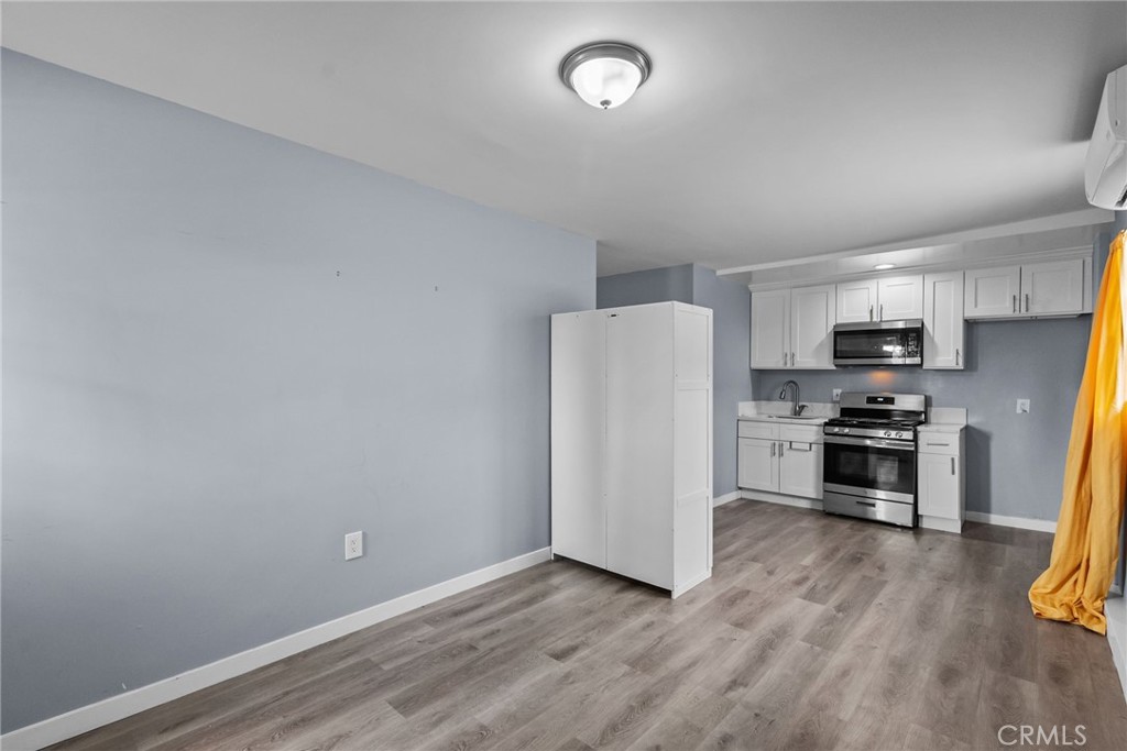 9245 Geyser Avenue Property Photo 40