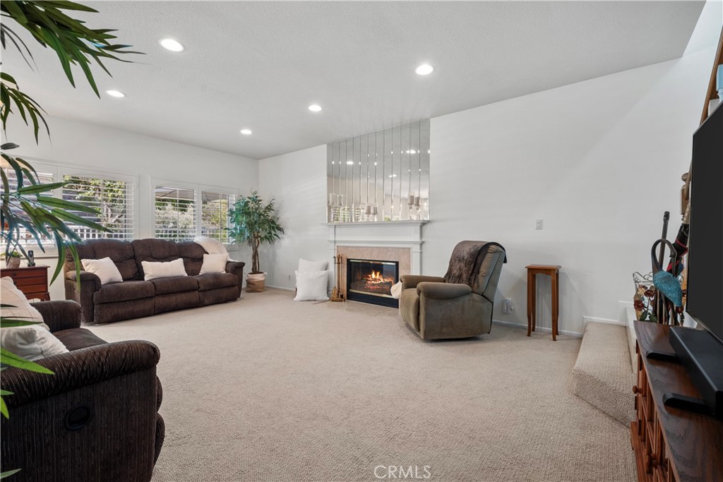 28551 Avocado Place Property Photo 6
