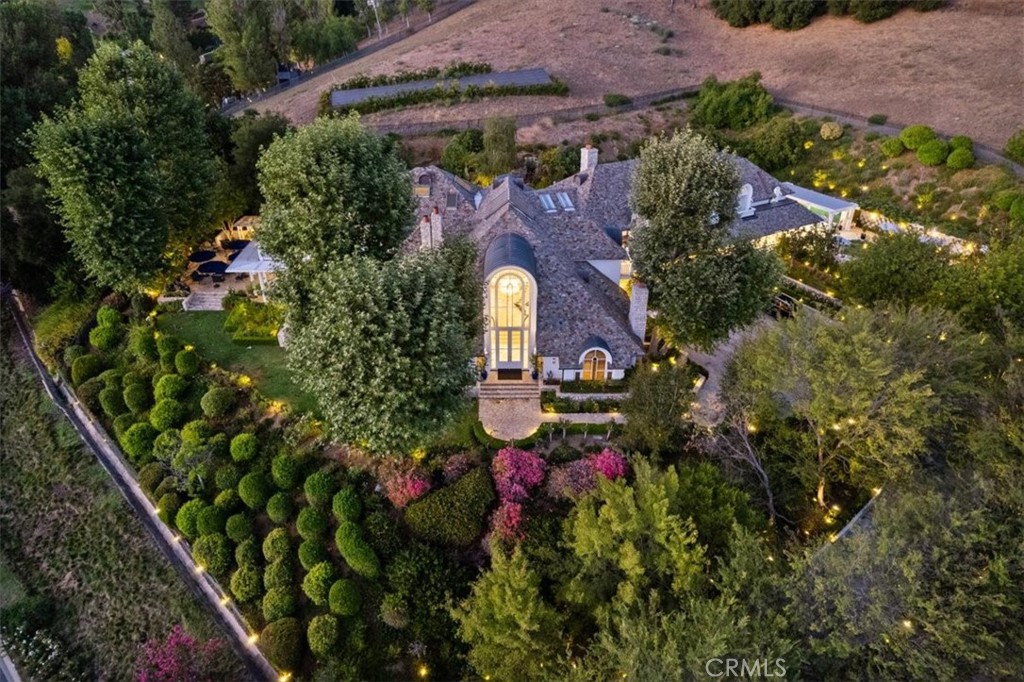 1064 Lakeview Canyon Road Property Photo 1