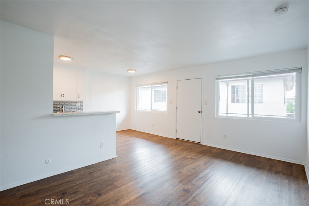 823 N Lagoon Avenue Property Photo 12