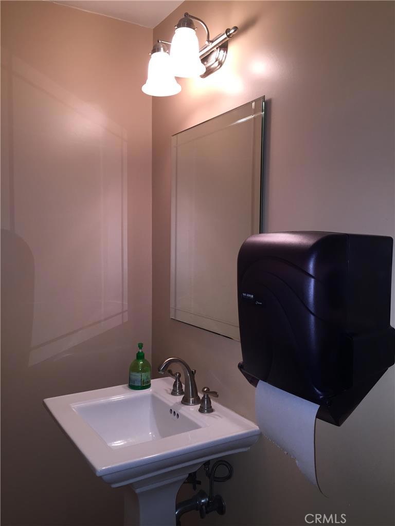 206 S Saint Louis Street Property Photo 19