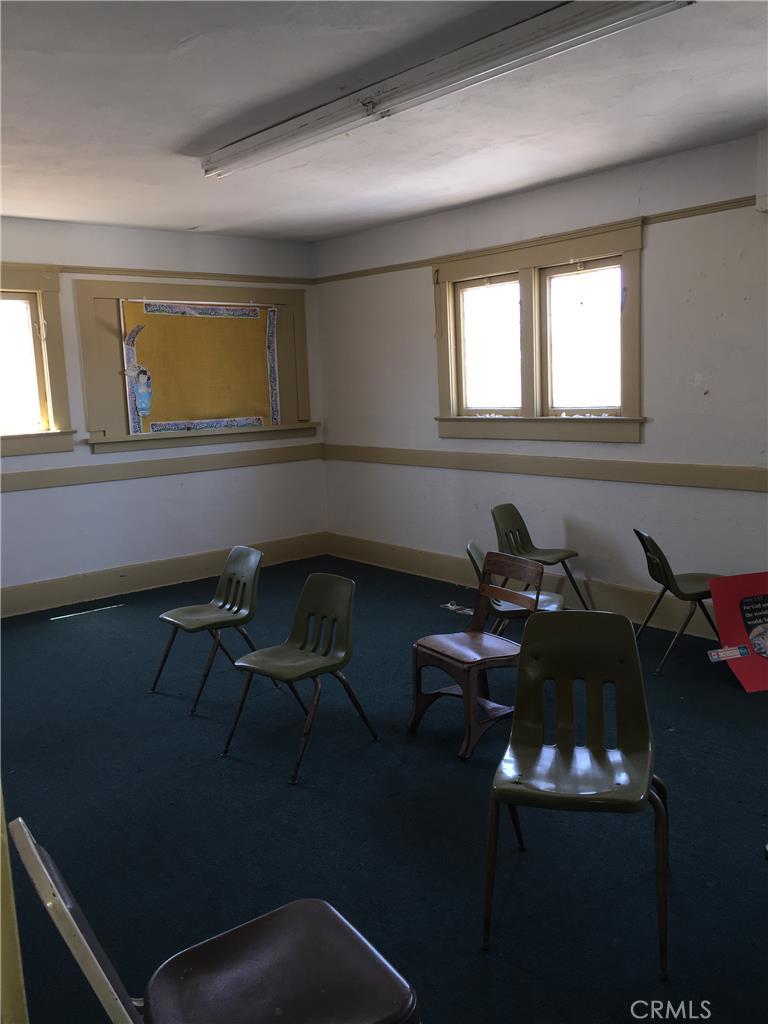 206 S Saint Louis Street Property Photo 42