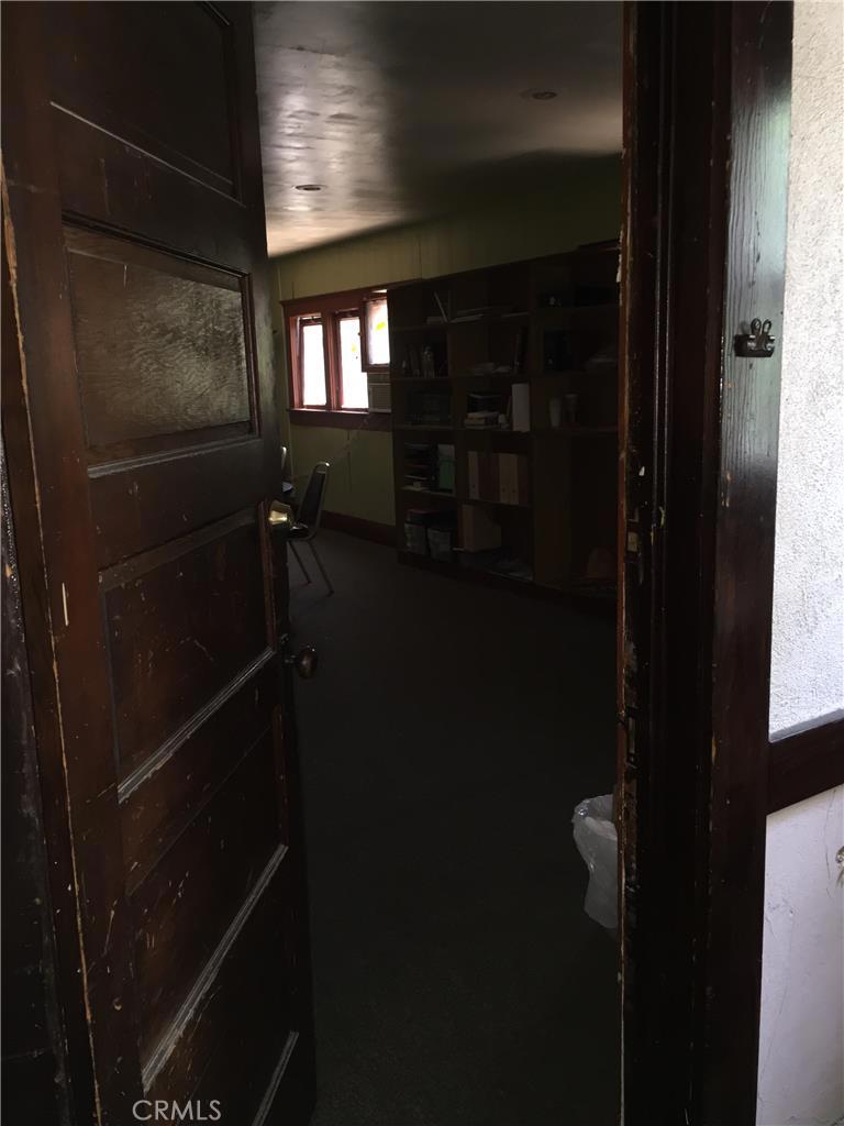 206 S Saint Louis Street Property Photo 56