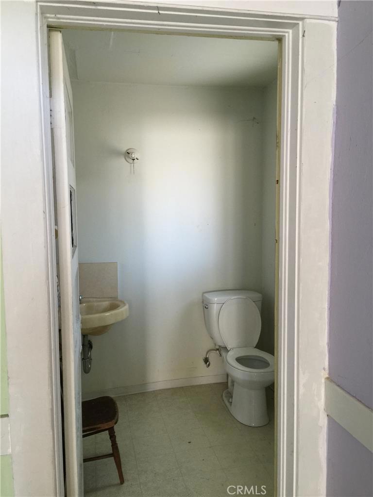 206 S Saint Louis Street Property Photo 60