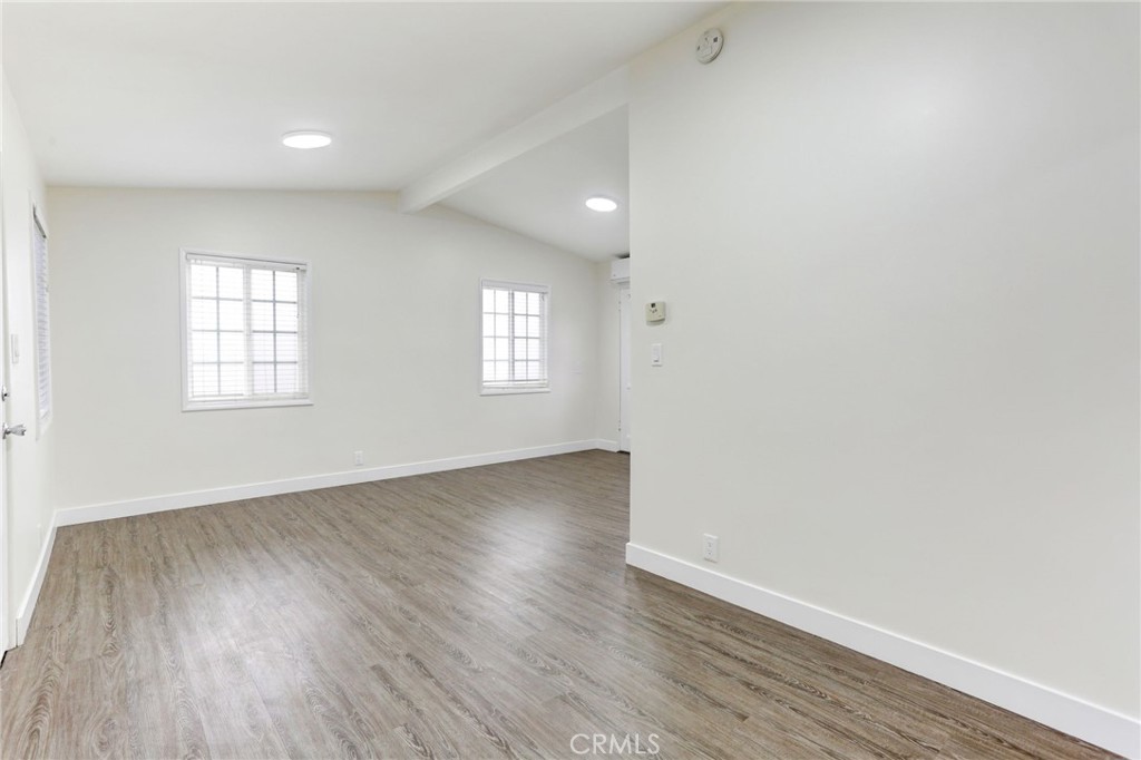 7033 Hazeltine Avenue Property Photo 3