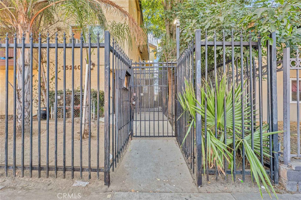 15240 Nordhoff Street Property Photo 6
