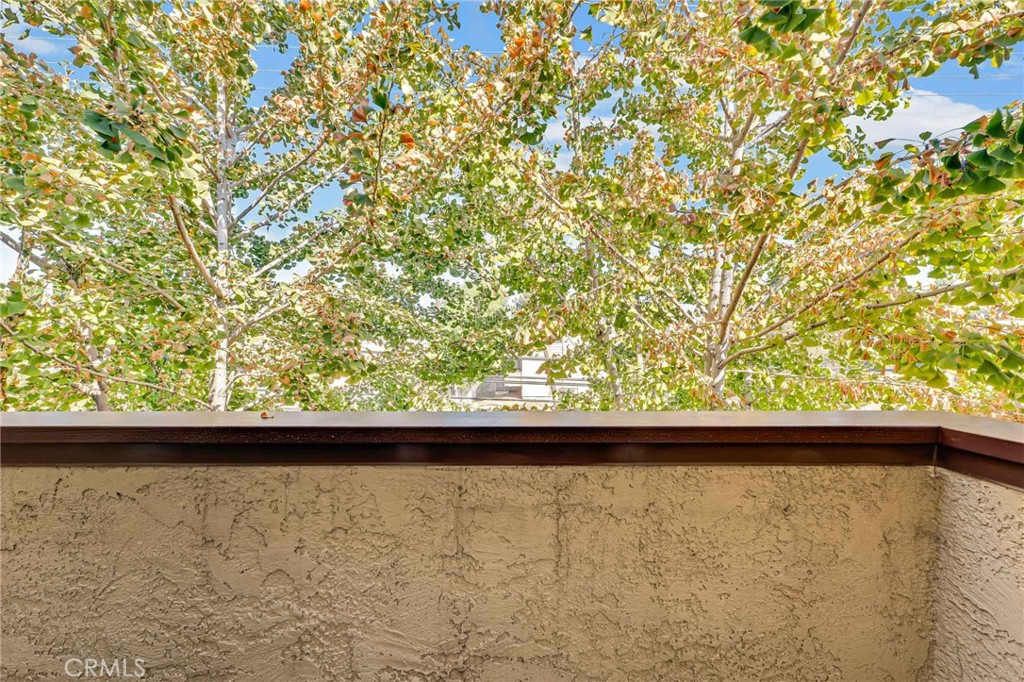 15240 Nordhoff Street Property Photo 41