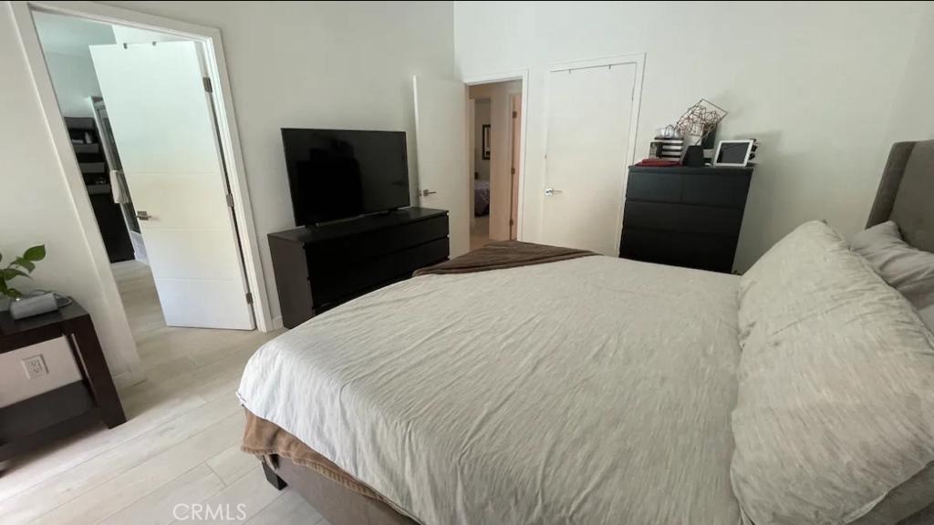 5357 Ellenvale Avenue Property Photo 15
