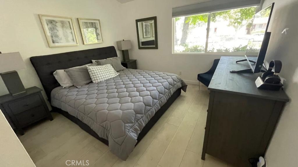 5357 Ellenvale Avenue Property Photo 20