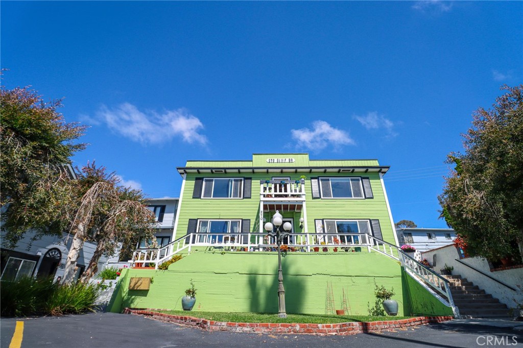 270 Cliff Drive 7 Property Photo