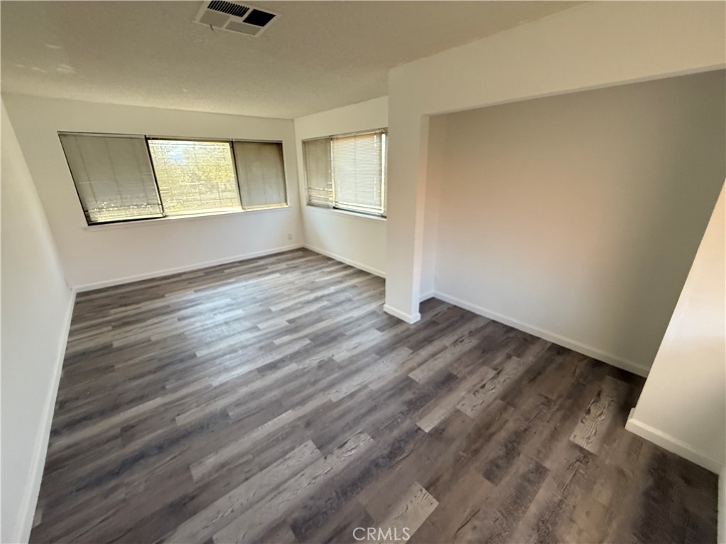 8295 E Avenue Property Photo 12