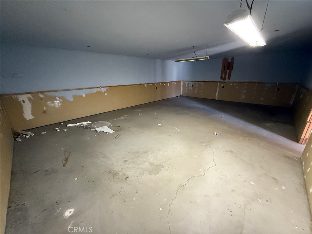 8295 E Avenue Property Photo 23