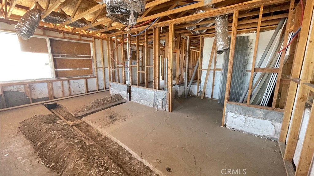 701 W Broadway Street Property Photo 18