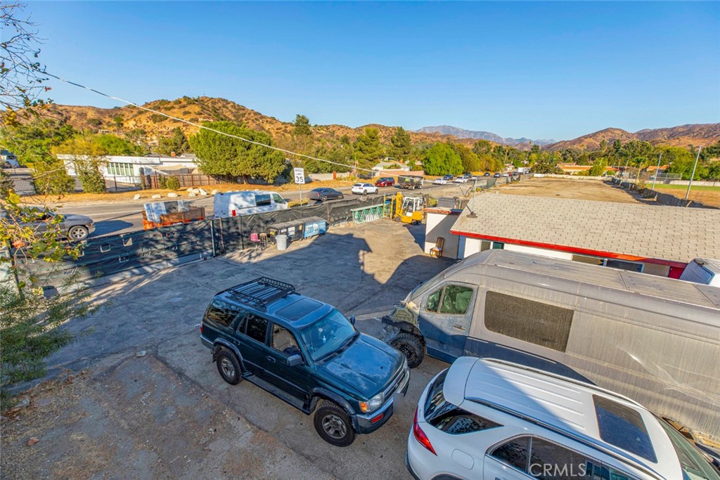 9052 Sunland Boulevard Property Photo 17