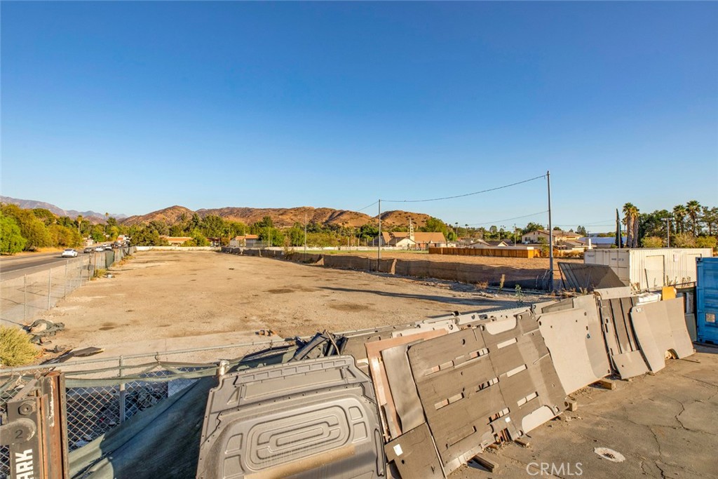 9052 Sunland Boulevard Property Photo 24