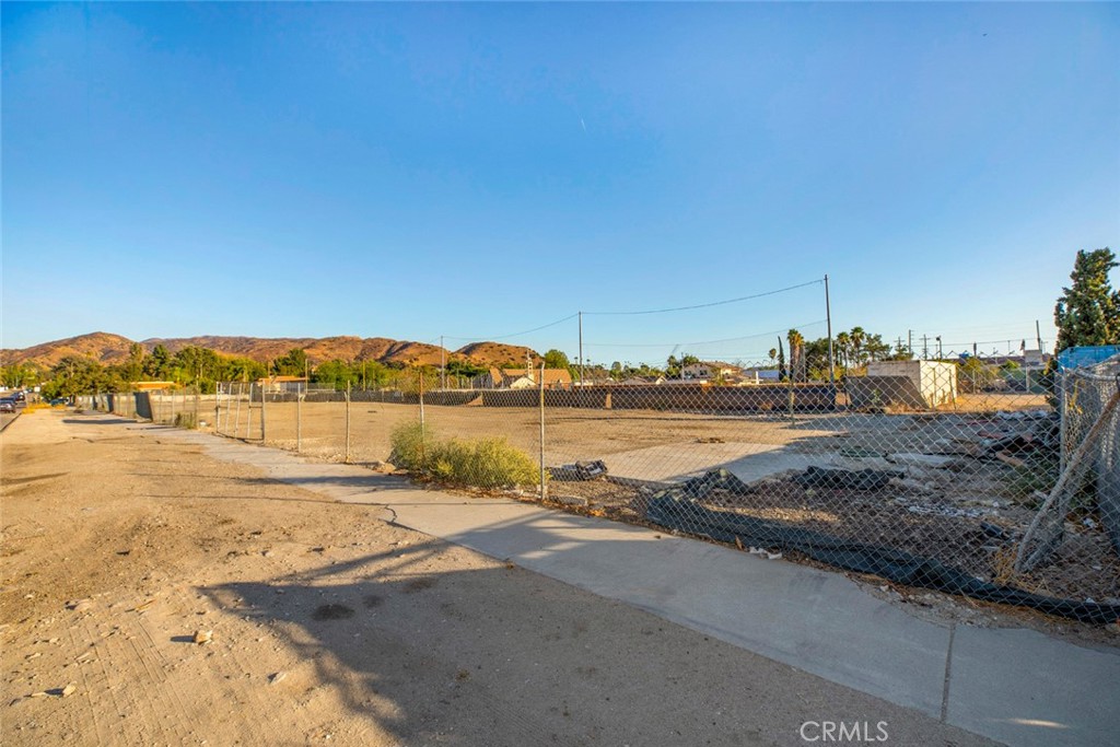 9052 Sunland Boulevard Property Photo 34
