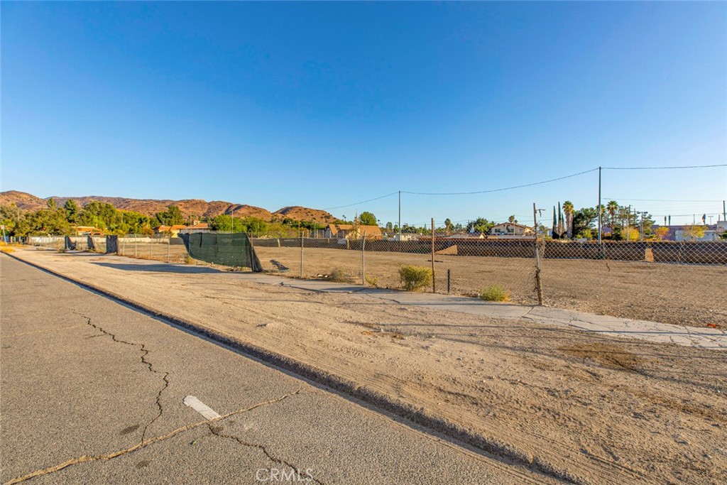 9052 Sunland Boulevard Property Photo 38