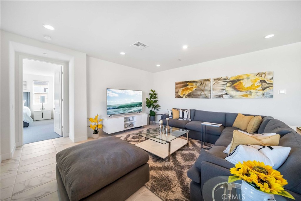 58085 Coral View Way Property Photo 5