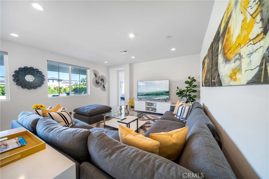 58085 Coral View Way Property Photo 8
