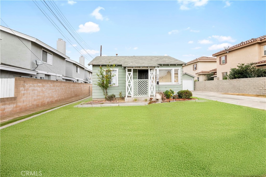 9455 Cedar Street Property Photo