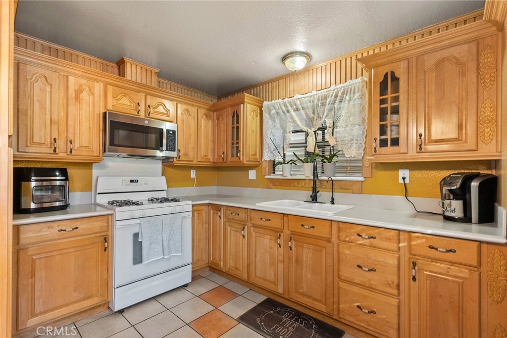 20152 Keaton Street Property Photo 11