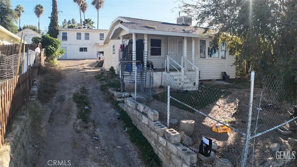 719 B Street Property Photo