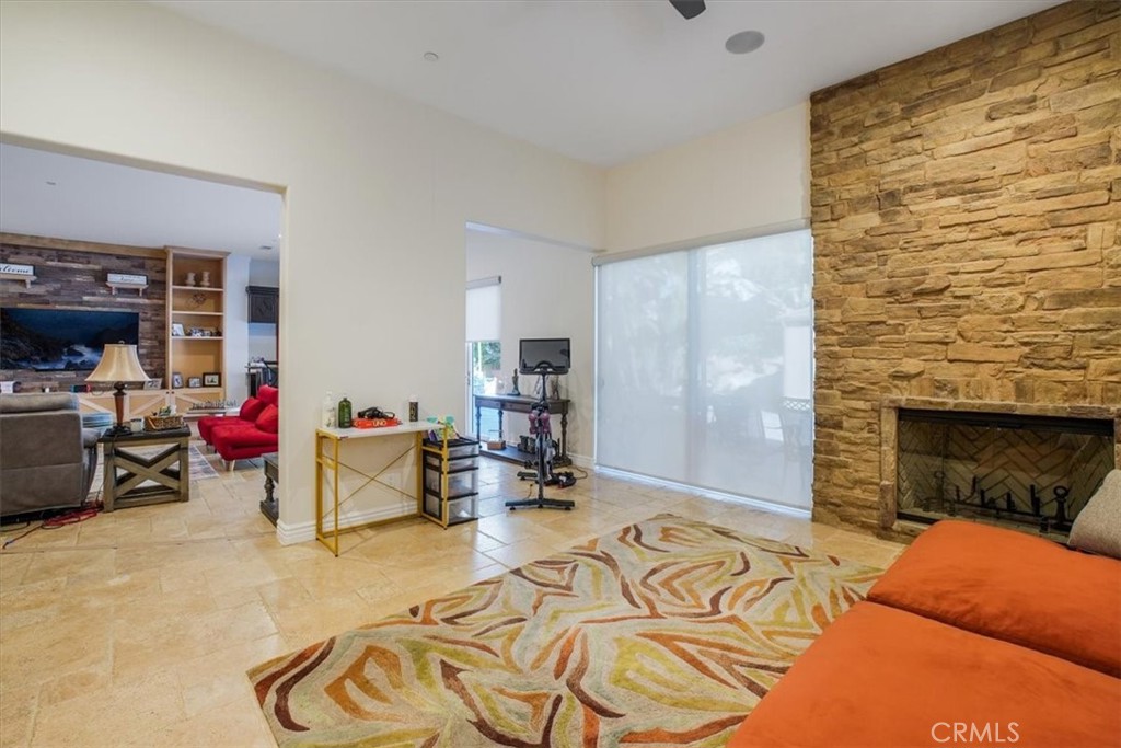 17401 Raymer Street Property Photo 12