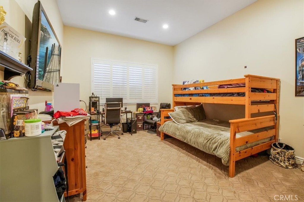 17401 Raymer Street Property Photo 24