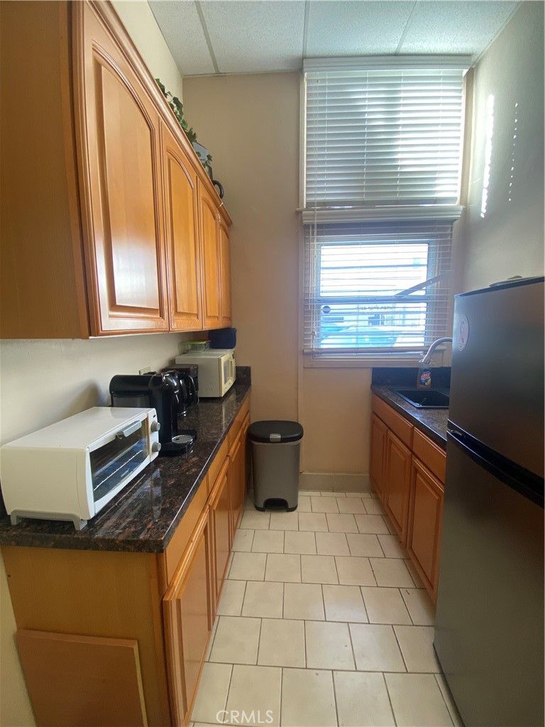 11104 Magnolia Boulevard Property Photo 2