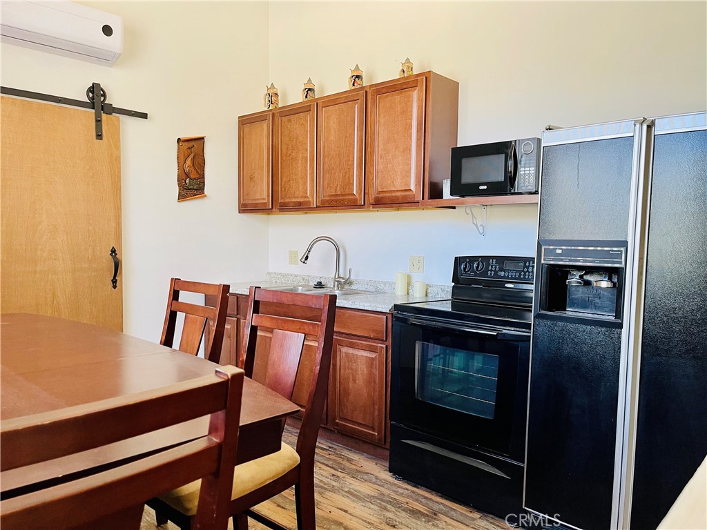 2803 Johnson Road Property Photo 2