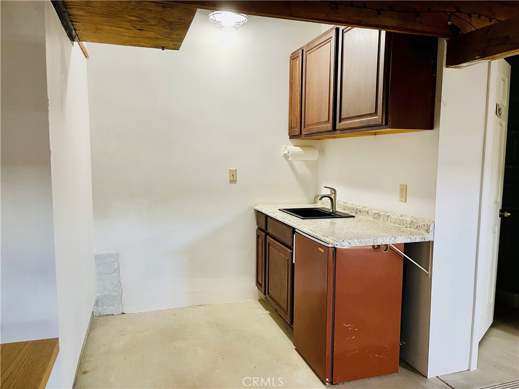2803 Johnson Road Property Photo 14